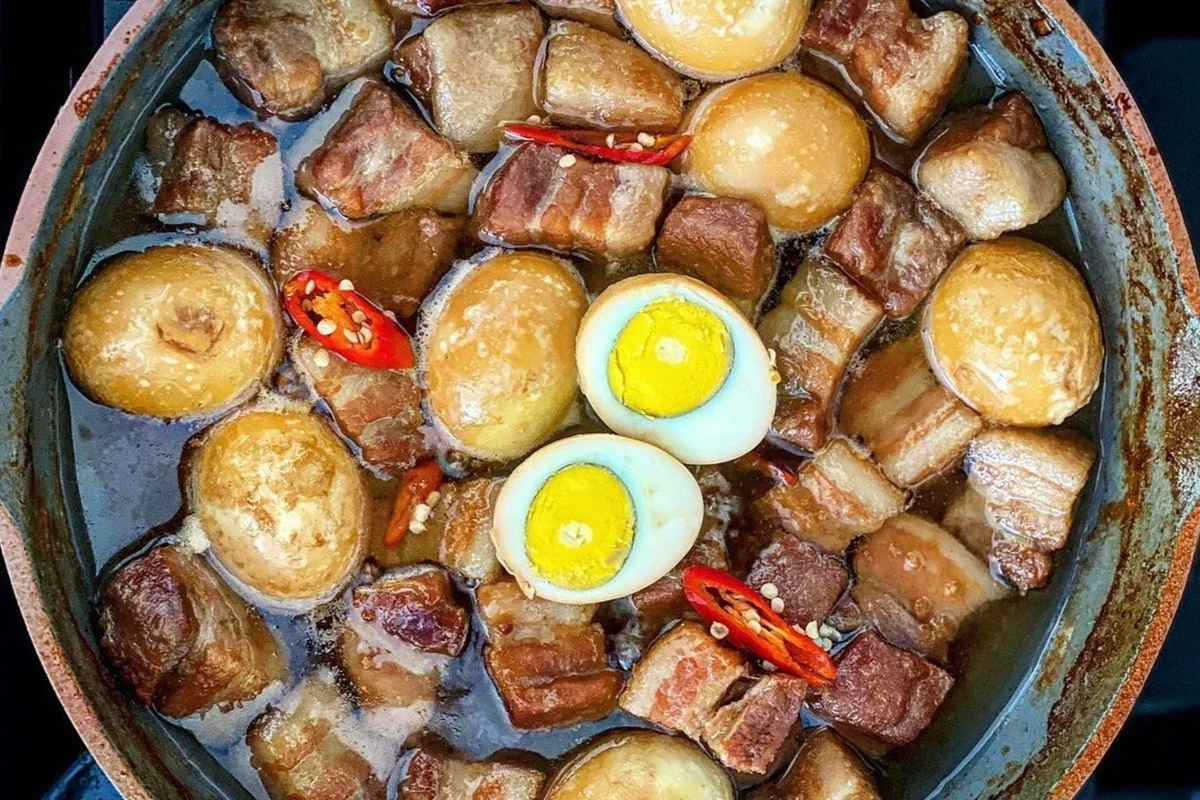 6 món ăn với trứng ngon, rẻ ở Việt Nam